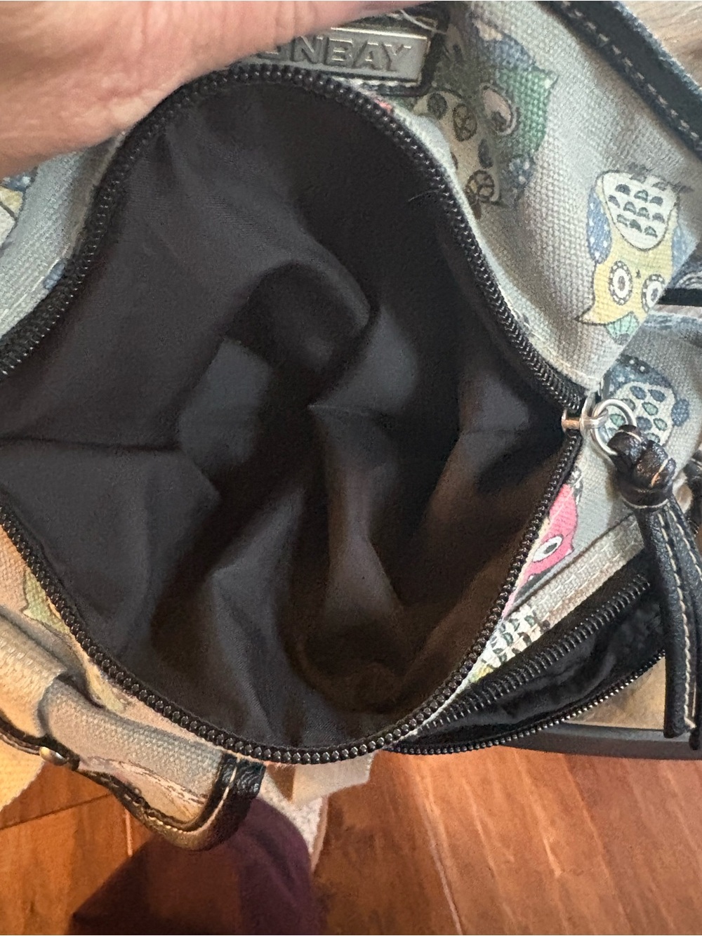 UNIONBAY Colorful Owl Print Crossbody Bag - Picture 7 of 9